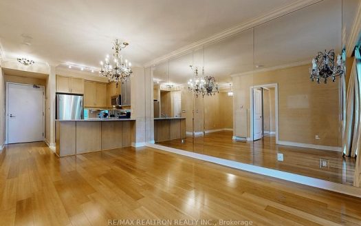 18 Yorkville Ave 2504, Toronto